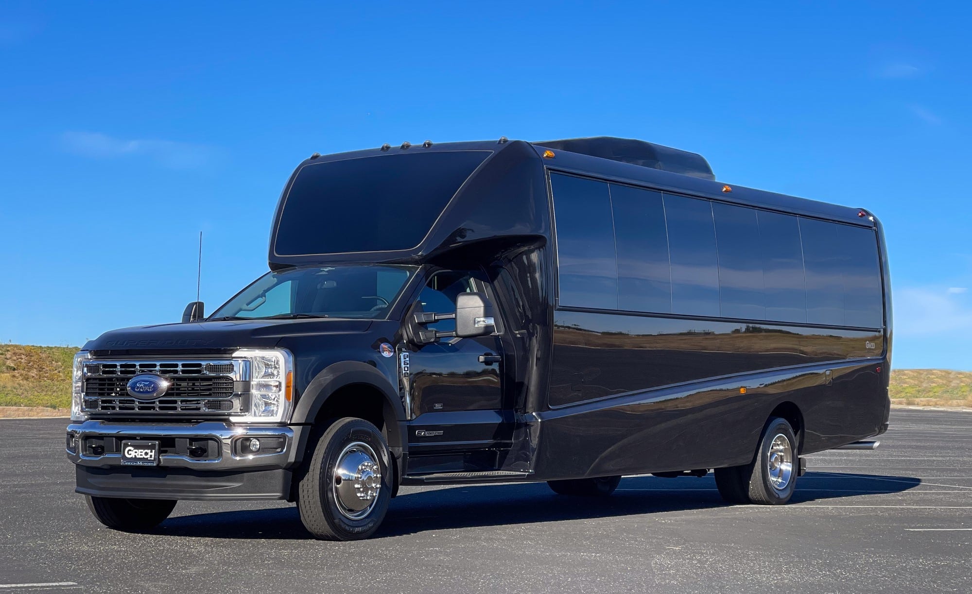 2025 (2024 chassis) F-600