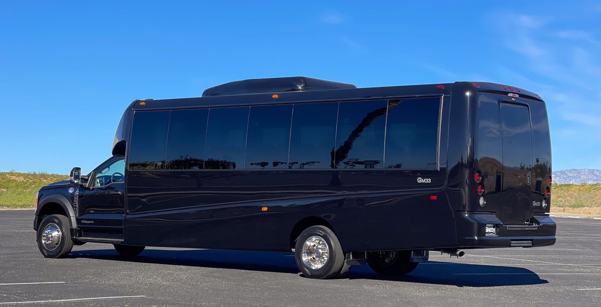 2025 (2024 chassis) F-600
